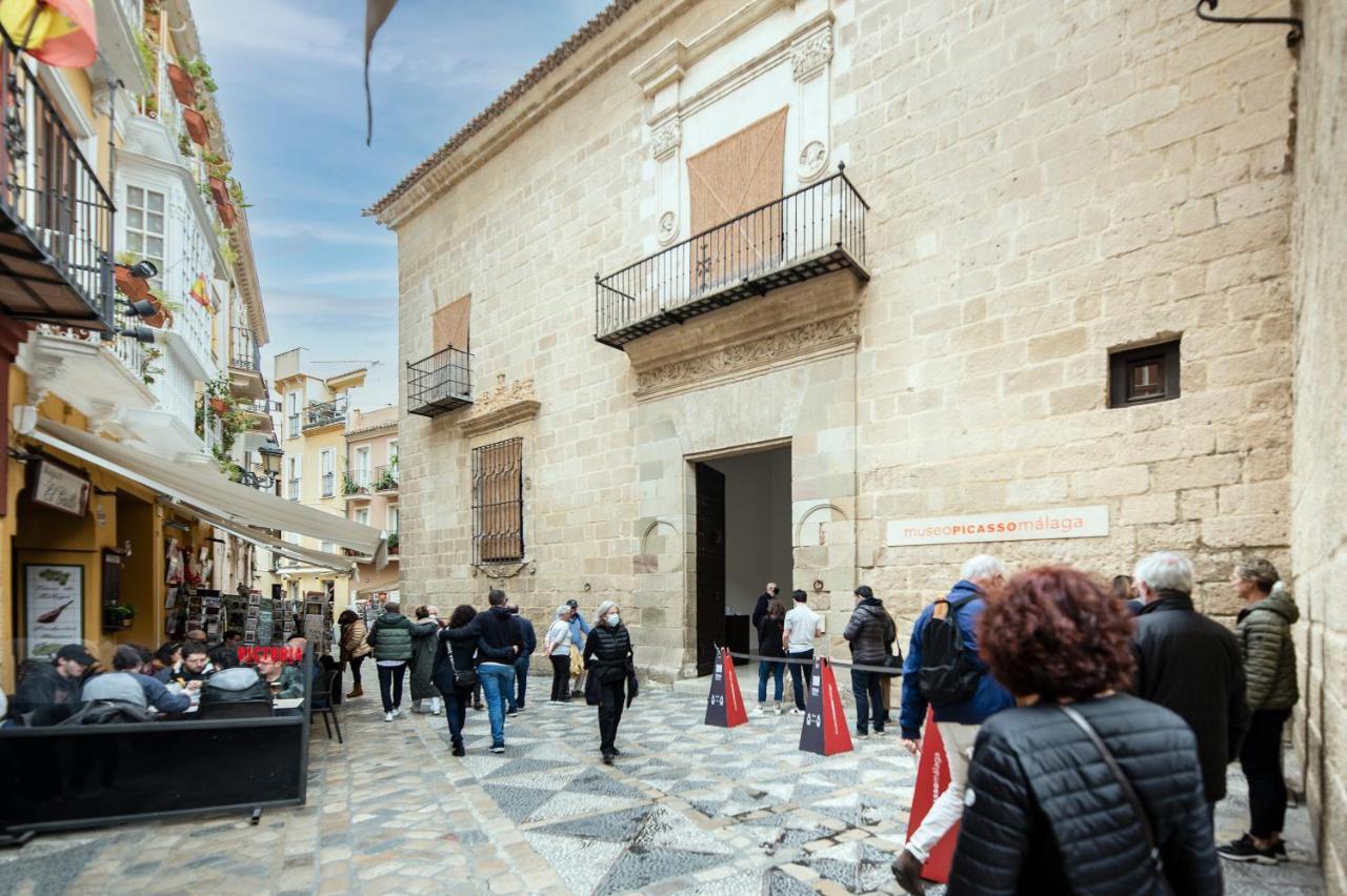 New -shared Pool & Solarium- 1a Apartament Malaga