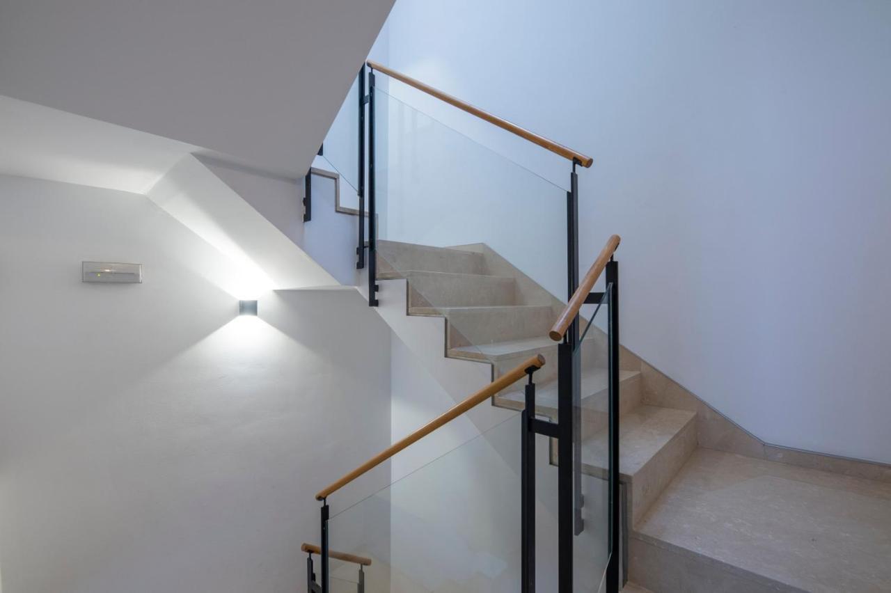New -shared Pool & Solarium- 1a Appartement *